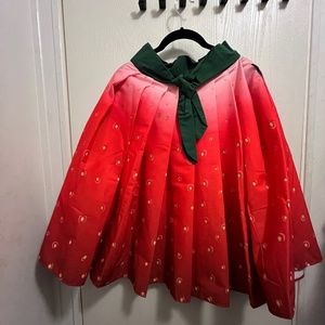 Unique Vintage strawberry Skirt Size Small